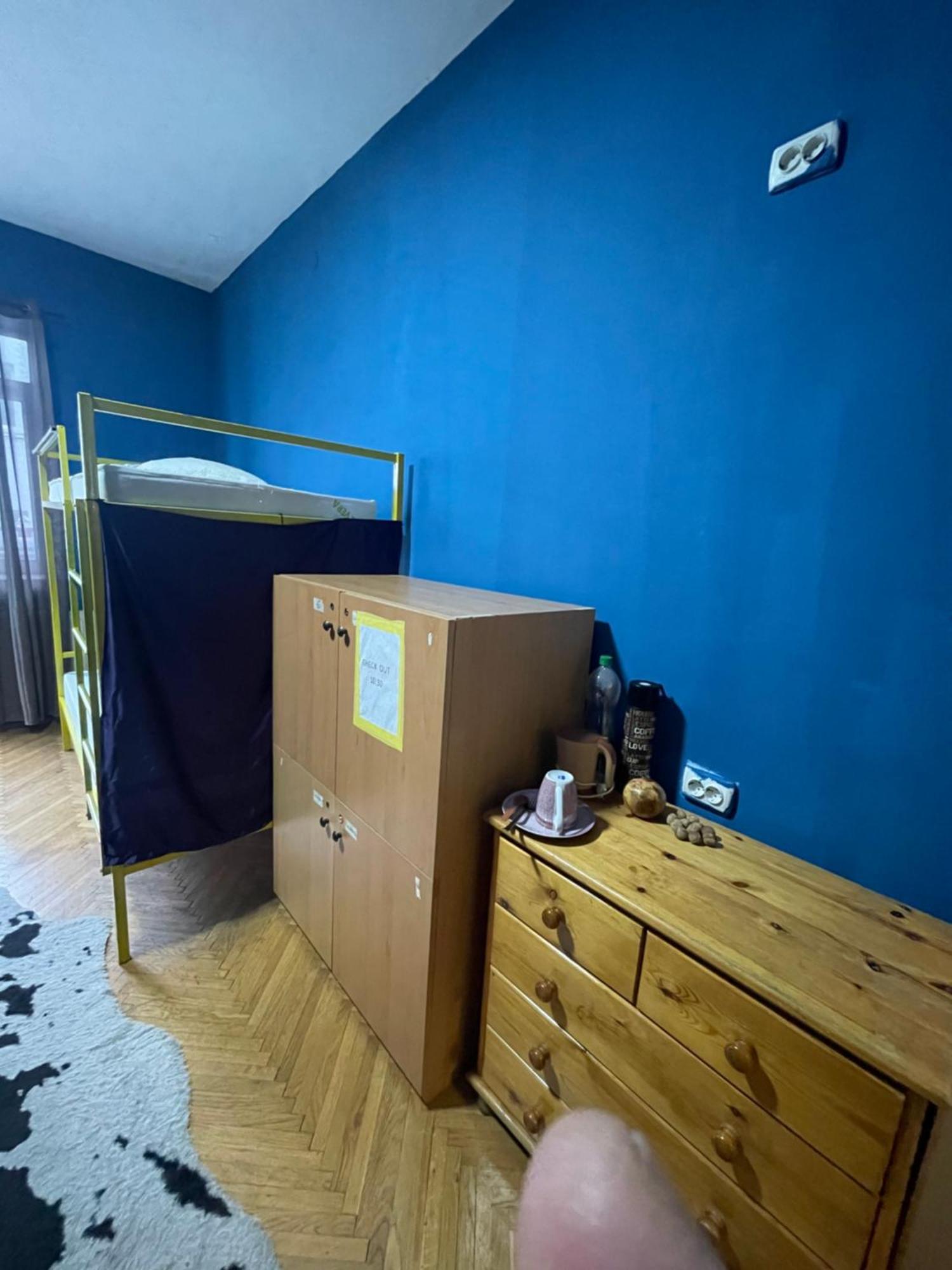 Newborn Center Hostel All Day Free Coffee Pristina Eksteriør billede